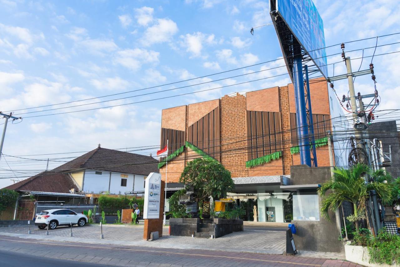 Berry Biz Hotel Sunset Road Seminyak  Bagian luar foto