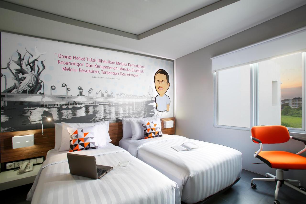 Berry Biz Hotel Sunset Road Seminyak  Bagian luar foto